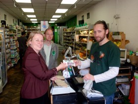 Natalie Bennett, leader of the Green Party for Englend and Wales, came to the ward to support my campaign. We changed some money into Bristol Pounds and she bought her lunch at local shop Harvest before helping campaign on Gloucester Rd